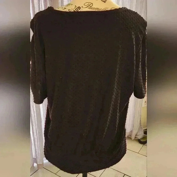 By&by cut out textured top, juniors XL - Picture 3 of 10